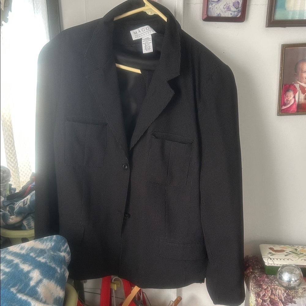 Maggie Barnes Classic Black suit jacket and pants